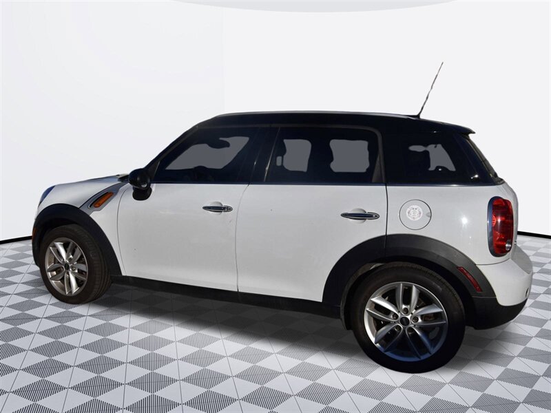 2013 MINI Countryman Cooper   - Photo 6 - Midway City, CA 92655