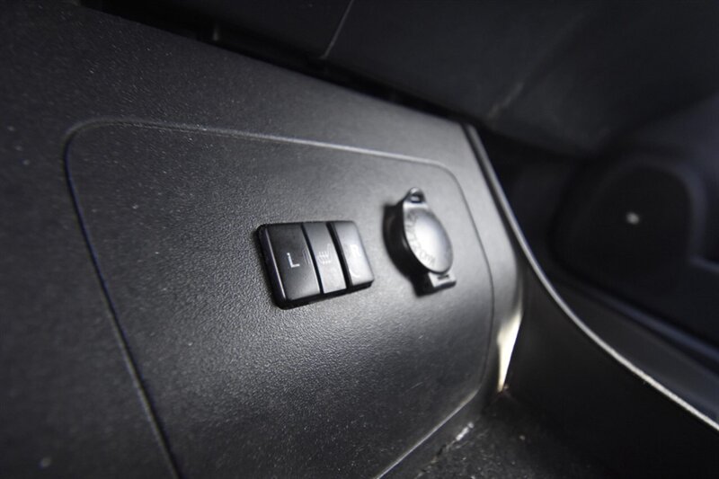 2015 Toyota Prius Three - Photo 8 - Midway City, CA 92655