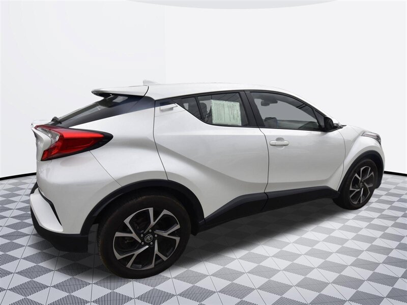 2021 Toyota C-HR XLE Premium   - Photo 21 - Midway City, CA 92655