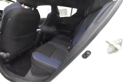 2021 Toyota C-HR XLE Premium   - Photo 10 - Midway City, CA 92655
