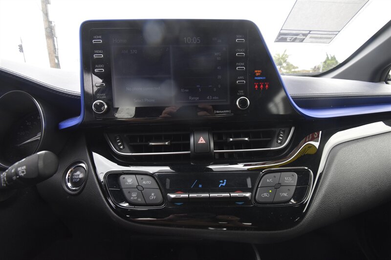 2021 Toyota C-HR XLE Premium   - Photo 29 - Midway City, CA 92655