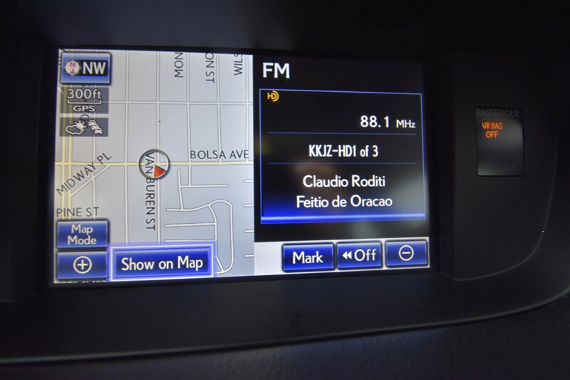 2013 Lexus ES 350 4dr Sdn - Photo 2 - Midway City, CA 92655