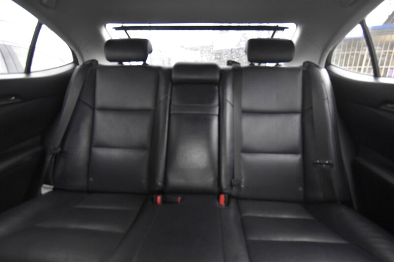 2013 Lexus ES 350 4dr Sdn - Photo 11 - Midway City, CA 92655