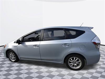 2012 Toyota Prius v Three - Photo 4 - Midway City, CA 92655