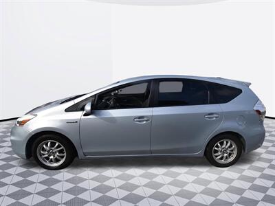 2012 Toyota Prius v Three - Photo 6 - Midway City, CA 92655