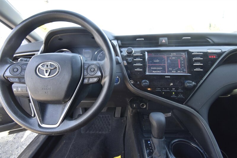2020 Toyota Camry Hybrid Hybrid LE   - Photo 8 - Midway City, CA 92655
