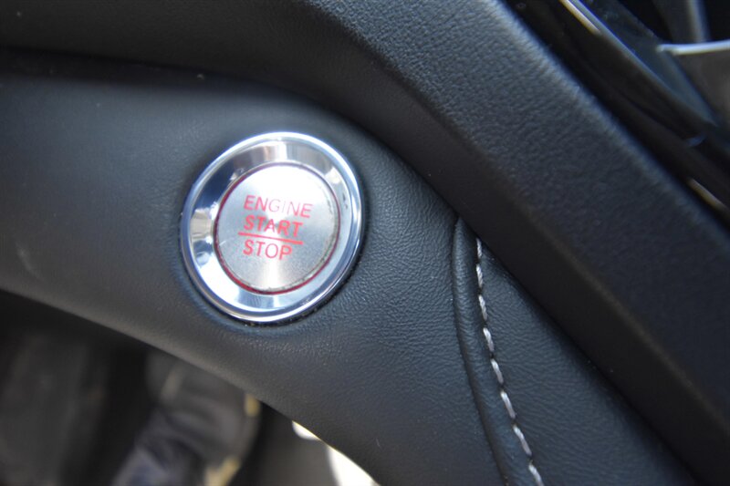2020 Acura RDX w/Technology Pkg - Photo 14 - Midway City, CA 92655