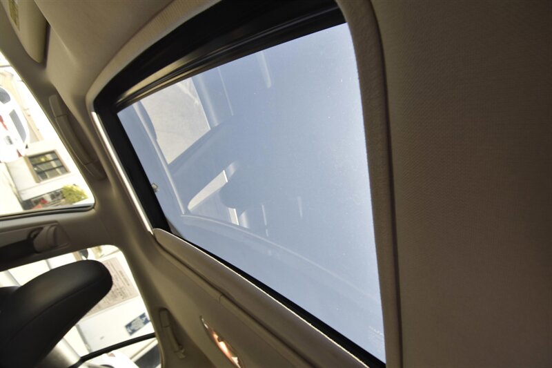 2012 Lexus CT 200h Premium   - Photo 13 - Midway City, CA 92655