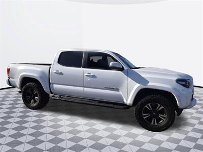 2017 Toyota Tacoma TRD Sport   - Photo 3 - Midway City, CA 92655