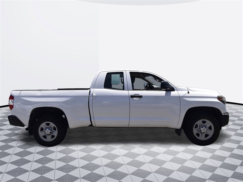 2018 Toyota Tundra SR   - Photo 8 - Midway City, CA 92655