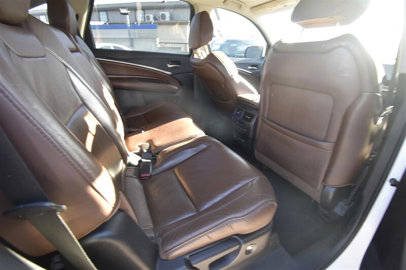 2017 Acura MDX w/Technology Pkg   - Photo 12 - Midway City, CA 92655