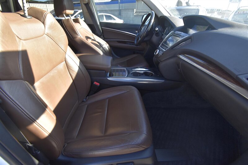 2017 Acura MDX w/Technology Pkg   - Photo 9 - Midway City, CA 92655