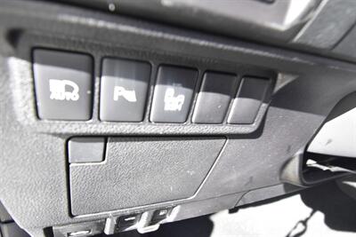 2016 Lexus ES 350 NAVIGATION   - Photo 9 - Midway City, CA 92655