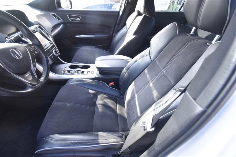 2018 Acura TLX SH-AWD V6 w/Tech w/A-SPEC   - Photo 10 - Midway City, CA 92655