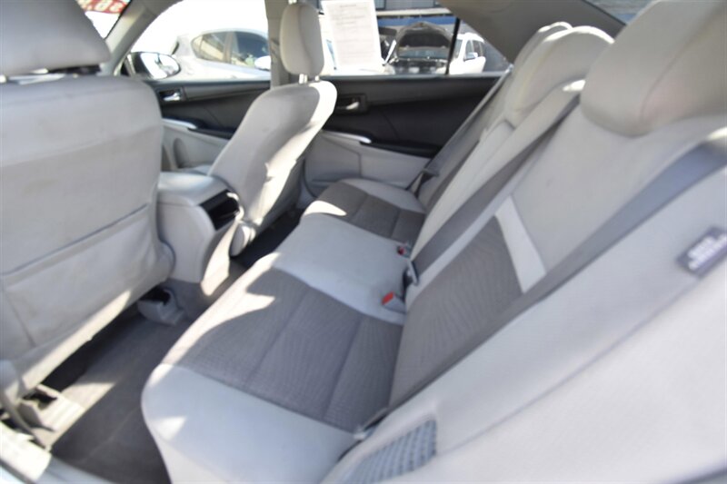 2012 Toyota Camry Hybrid LE - Photo 10 - Midway City, CA 92655