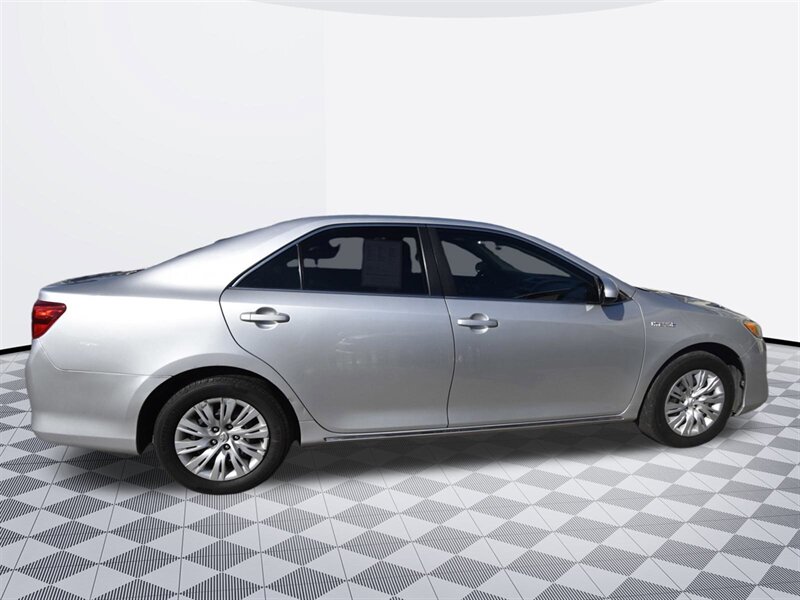 2012 Toyota Camry Hybrid LE - Photo 7 - Midway City, CA 92655