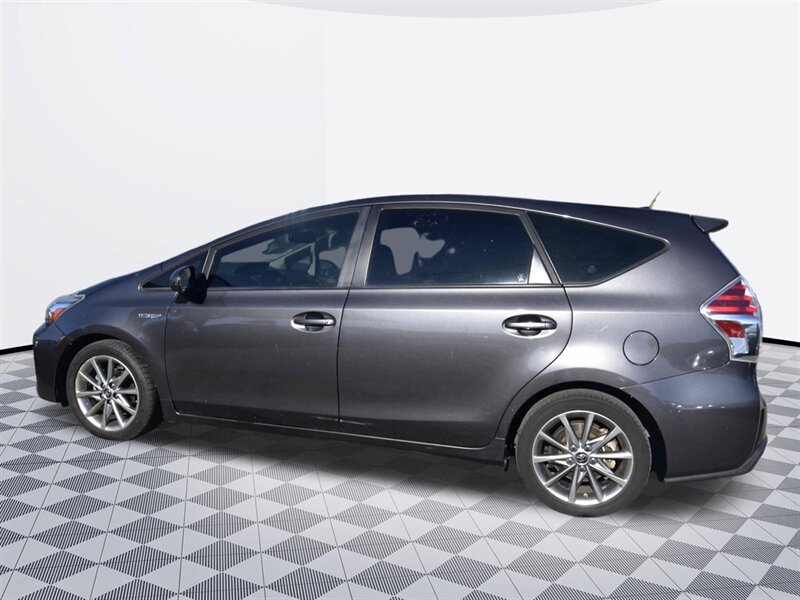 2015 Toyota Prius v Five - Photo 3 - Midway City, CA 92655
