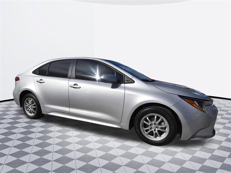 2022 Toyota Corolla Hybrid Hybrid LE - Photo 7 - Midway City, CA 92655