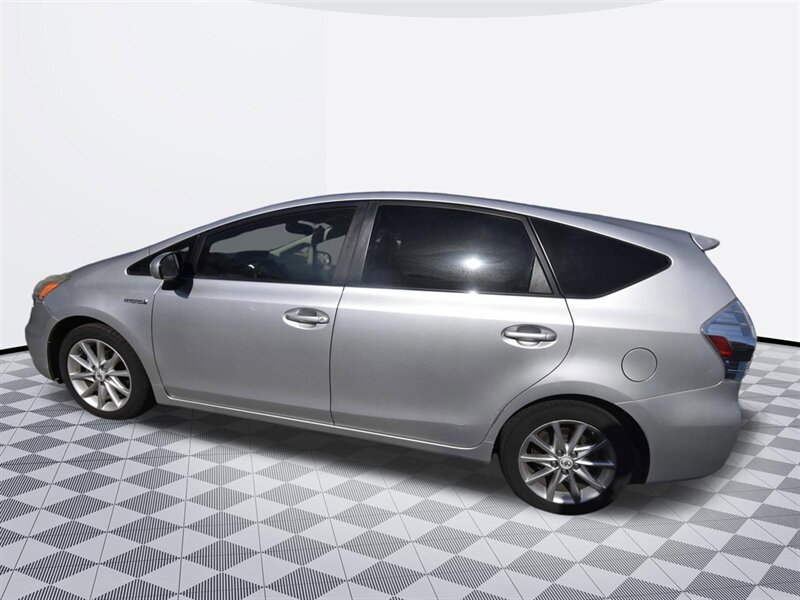 2012 Toyota Prius v Five - Photo 3 - Midway City, CA 92655