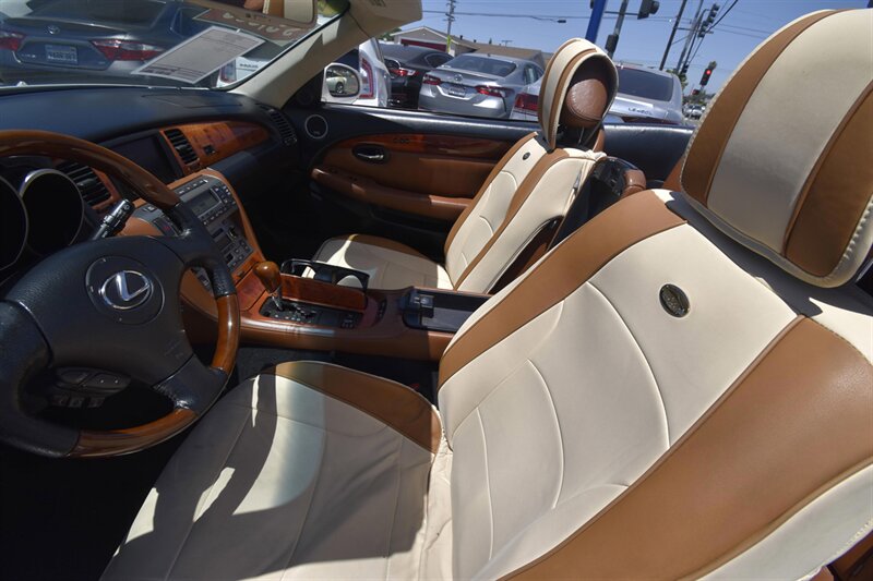 2004 Lexus SC 430 NAVIGATION   - Photo 9 - Midway City, CA 92655