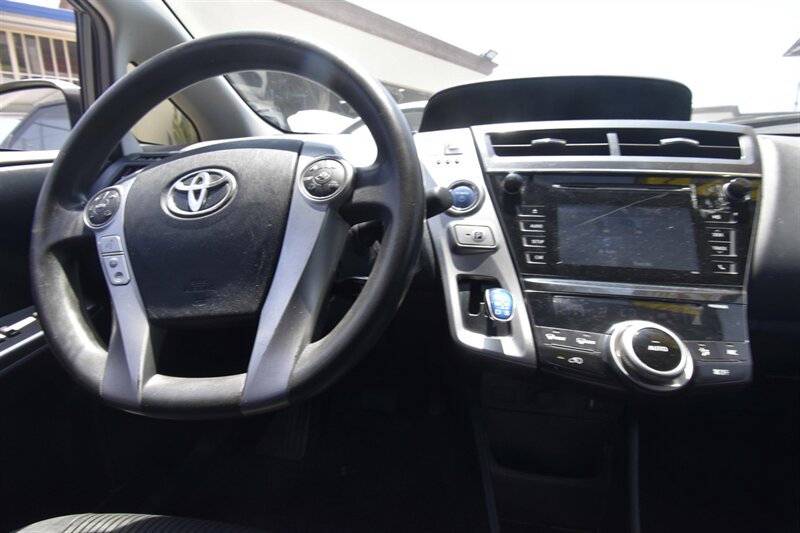 2017 Toyota Prius v Two   - Photo 8 - Midway City, CA 92655