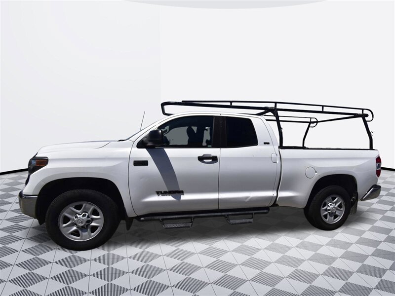 2019 Toyota Tundra SR5   - Photo 4 - Midway City, CA 92655