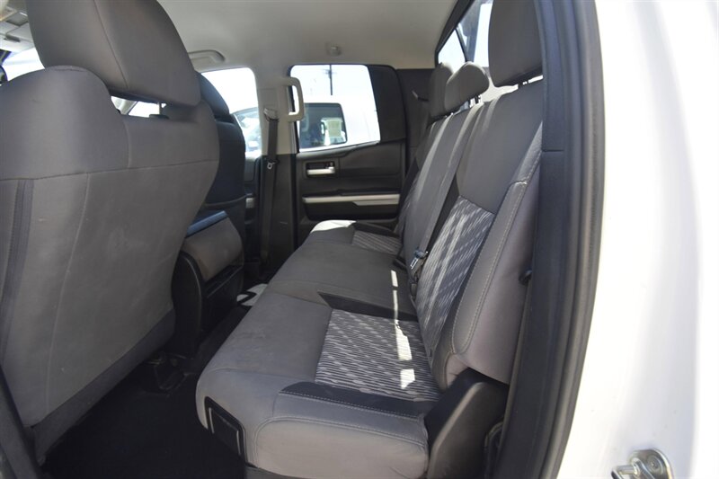 2019 Toyota Tundra SR5   - Photo 12 - Midway City, CA 92655