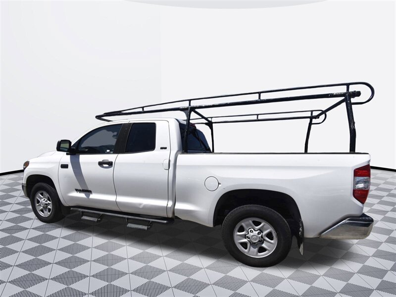 2019 Toyota Tundra SR5   - Photo 5 - Midway City, CA 92655