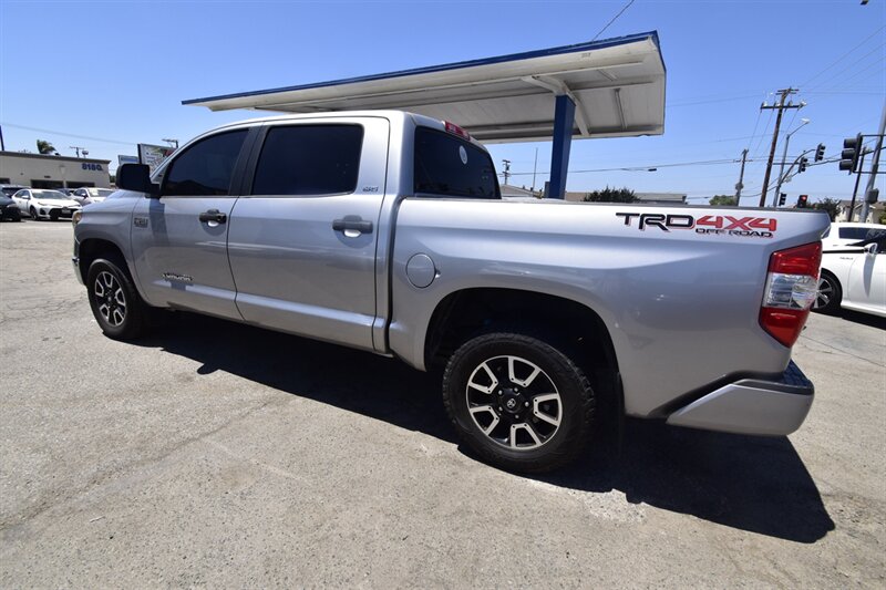 2018 Toyota Tundra SR5 DOUBLE CAB 4x4 - Photo 3 - Midway City, CA 92655