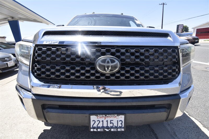 2018 Toyota Tundra SR5 DOUBLE CAB 4x4 - Photo 14 - Midway City, CA 92655