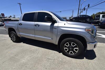 2018 Toyota Tundra SR5 DOUBLE CAB 4x4 - Photo 6 - Midway City, CA 92655