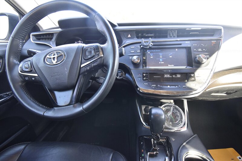 2018 Toyota Avalon XLE Premium - Photo 14 - Midway City, CA 92655