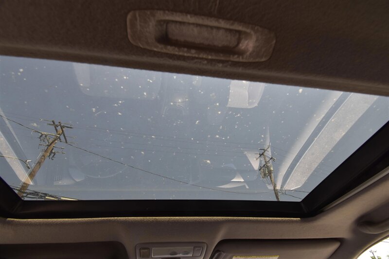 2002 Toyota Highlander   - Photo 11 - Midway City, CA 92655
