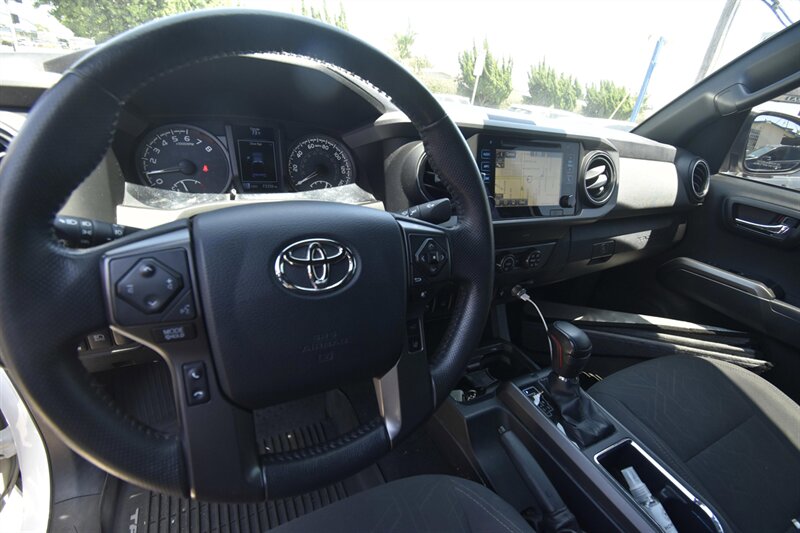 2019 Toyota Tacoma TRD Off Road 4x4   - Photo 9 - Midway City, CA 92655