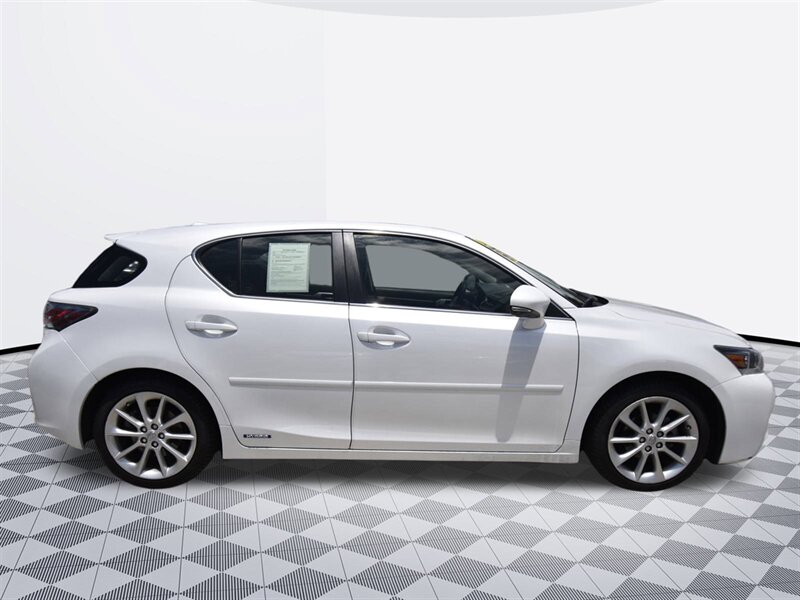 2013 Lexus CT 200h Hybrid   - Photo 3 - Midway City, CA 92655