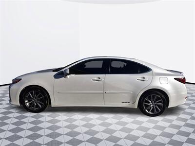 2018 Lexus ES 300h ES 300h   - Photo 2 - Midway City, CA 92655