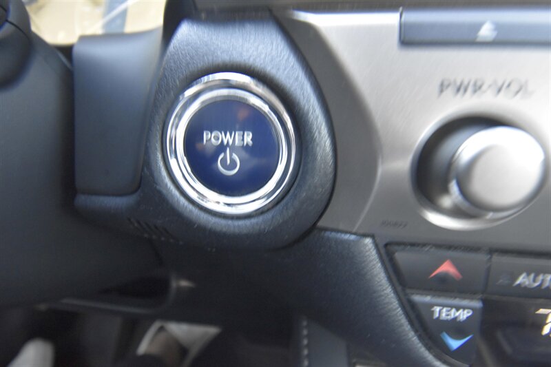 2018 Lexus ES 300h ES 300h   - Photo 14 - Midway City, CA 92655