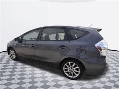 2015 Toyota Prius v Three   - Photo 4 - Midway City, CA 92655