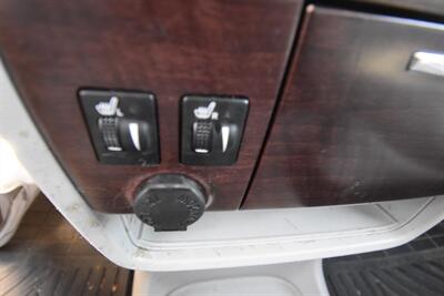 2013 Toyota Sienna XLE 8-Passenger - Photo 12 - Midway City, CA 92655
