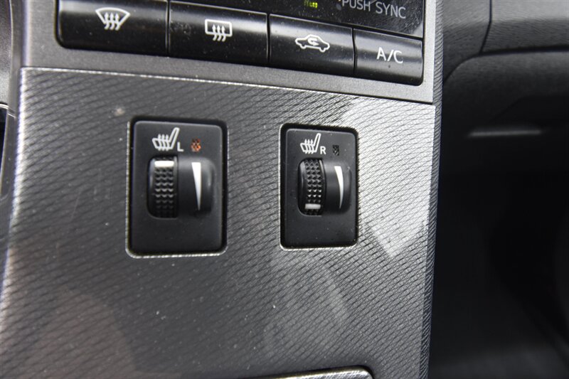 2013 Toyota Venza XLE - Photo 10 - Midway City, CA 92655