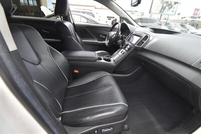 2013 Toyota Venza XLE - Photo 18 - Midway City, CA 92655