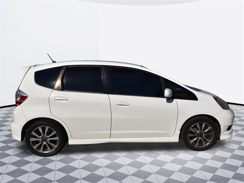 2012 Honda Fit Sport   - Photo 6 - Midway City, CA 92655