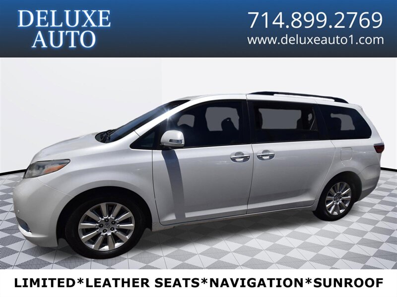 2012 Toyota Sienna Limited 7-Passenger   - Photo 10 - Midway City, CA 92655