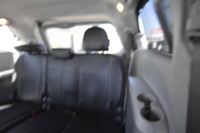 2011 Toyota Sienna SE   - Photo 8 - Midway City, CA 92655