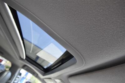 2011 Toyota Sienna SE   - Photo 9 - Midway City, CA 92655