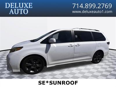 2011 Toyota Sienna SE   - Photo 1 - Midway City, CA 92655