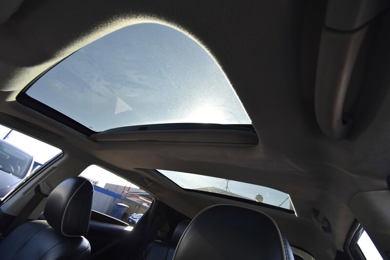 2013 Toyota Venza XLE   - Photo 16 - Midway City, CA 92655