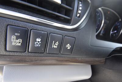 2017 Toyota Camry XLE V6 - Photo 20 - Midway City, CA 92655