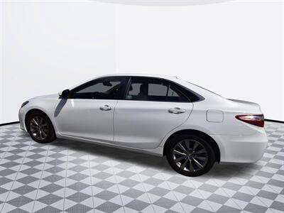 2017 Toyota Camry XLE V6 - Photo 6 - Midway City, CA 92655