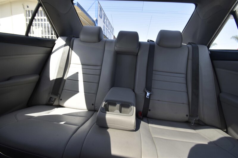 2017 Toyota Camry XLE V6 - Photo 9 - Midway City, CA 92655